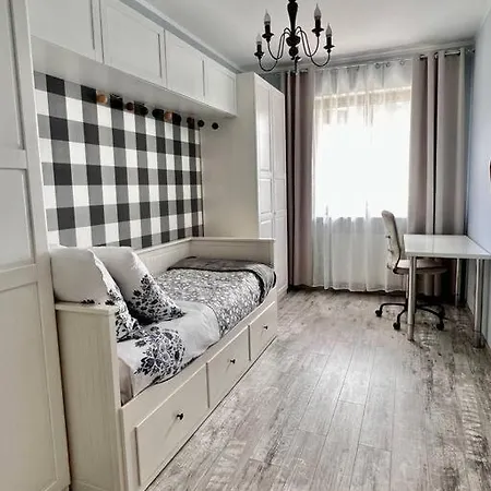 Stylish Apartment In City Centre-3